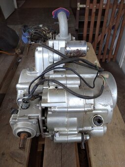 Motor že čtyřkolky ATV 110 - 12