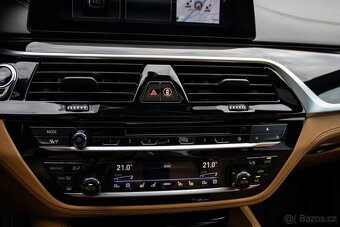 BMW Rad 5 540i xDrive A/T. - 12