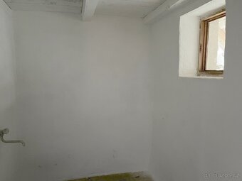 Prodám RD v Semilech kousek od centra města 3min... - 12