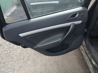 Škoda octavia 2 na díly bez tp - 12