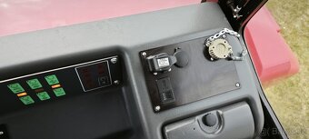 Traktor Belarus 1221.7 - 12