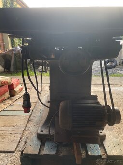 Hoblovka s frézkou - 12