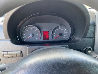 VW Crafter 2.5 TDI ( 100 kW), r.v. 2010, 6 st. manuál, klima - 12