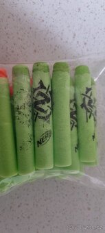 Nerf ZOMBIE STRIKE 3 PISTOLE - 12