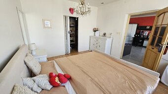 SLEVA RD 5+1 + 2kk na pozemku 1.230m2 Brno-venkov, dvojgaráž - 12