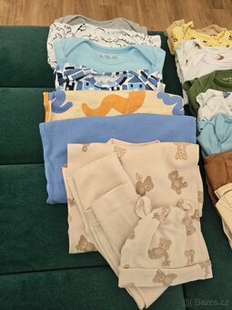 Dětské oblečení velikost 62 - 68 - 12