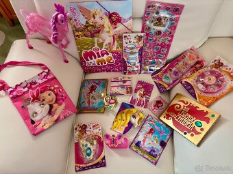 Set z licence Mia a já - 12