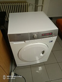 Prodám sušičku AEG s tepelným čerpadlem 8kg. - 12