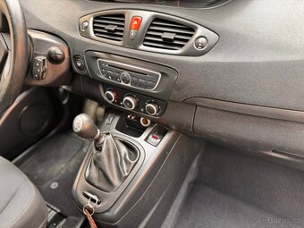 Renault Scenic 1.6 16v - 12