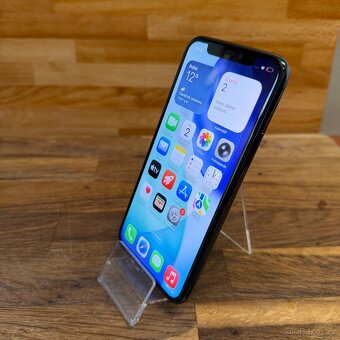 IPhone 11 Pro 64GB, zelený (12 měsíců záruka) - 12