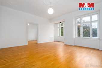 Prodej bytu 4+1, 141 m², Praha - Smíchov, ul. Zborovská - 12