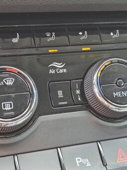 Škoda KaroQ 1.5 TSi,R.V.2022,34KKM,MAN.PŘEVOD.WEBASTO,ZÁRUKA - 12