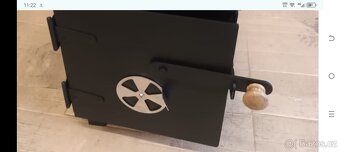 Dřevěná udirna - 12