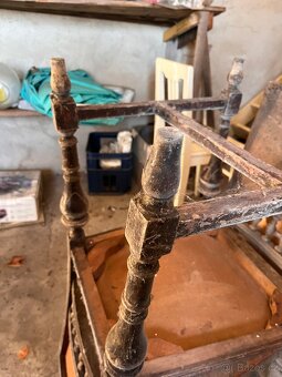 Historické židle - 12