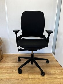 Kancelářská židle Steelcase Leap V2 - 12