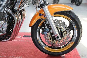Yamaha XJR 1300 2001 - 12