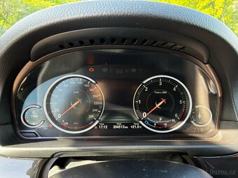 BMW F11 LCI 520d xDrive 2015 - KEYLESS - STOP&GO - DIGIŠTÍT - 12