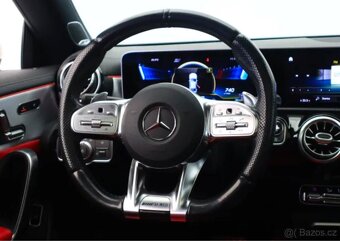 Mercedes-Benz CLA - 12