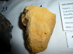 S76 Sbírka minerálů z ČR 25 ks s meteoritem - 12