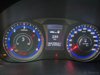 Hyundai I40 1,7CRDi 100kW Experience - 12