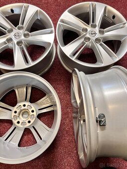 5x115 R17 Originál Alu Opel Insignia B - 2021 - TOP STAV - 12