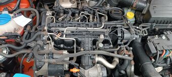 VW polo 6r 1.6 TDI díly - 12