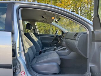 Volkswagen Golf - 12