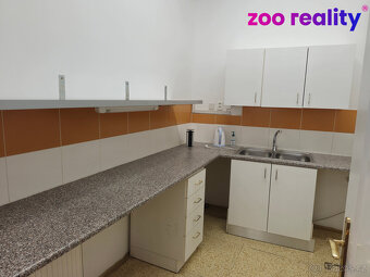 Pronájem kancelářských prostor či ordinace 90m2, Masarykovo  - 12