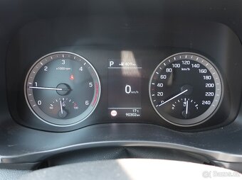 Hyundai Tucson 2.0CRDi 136kW AUTOMAT 4x4 PANORAMA TAŽNÉ - 12