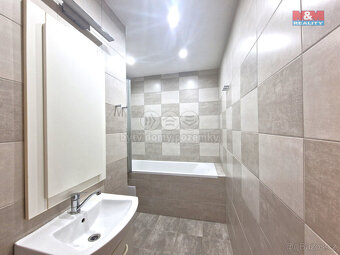 Pronájem bytu 3+1, 68 m², Bruntál, ul. Dolní - 12