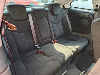 Alfa Romeo GT 1.8 16V TwinSpark Rosso - 12