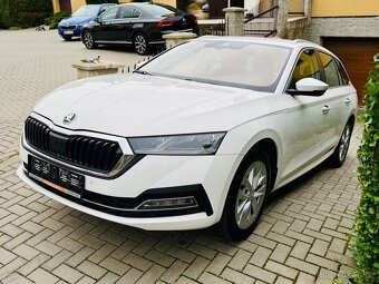 ŠKODA OCTAVIA IV 2,0TDi 110kW STYLE ACC VYHŘ.OKNO TAŽNÉ - - 12
