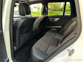 Prodám Mercedes Benz GLK 320CDI 4Matic - 12