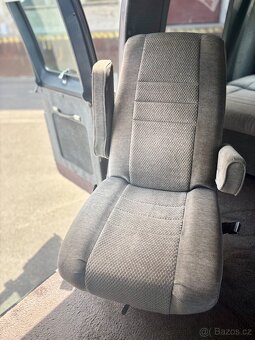 1989 Dodge B-250 RAM VAN Bivouac Conversion | PERFEKTNÍ STAV - 12