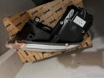 Světla Vw Caddy - 12