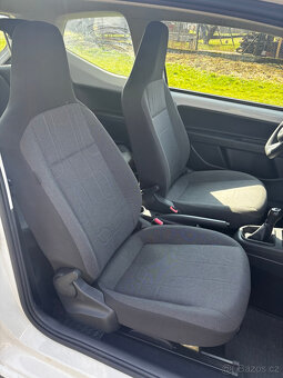 Volkswagen up 1.0MPi 44kW, Klima, Alu, Nová STK - 12