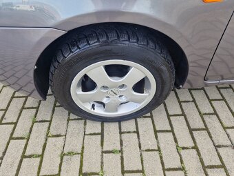 Renault Thalia 1.4i m.2005 1.majitel koupeno v ČR garážovaná - 12