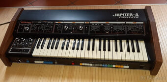 Roland Jupiter 4 plně servisovaný + Hamburg Wave MIDI sada - 12