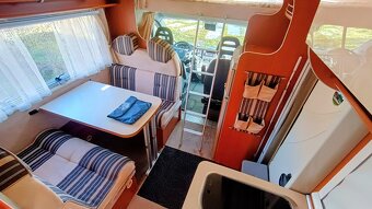 Fiat Ducato / McLouis, alkovna pro 6 osob, palandy/garáž - 12