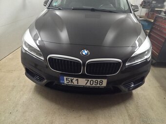 BMW grand tourer - 12