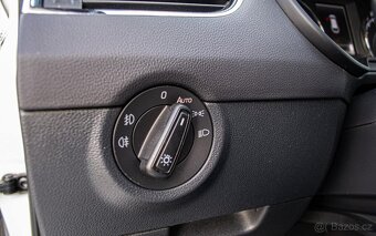 Škoda Octavia 3 Combi 2.0 TDI DPF RS - 12