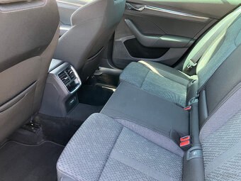 ŠKODA OCTAVIA 2,0TDI 110 KW STYLE TAŽNÉ MATRIX - 12
