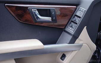 Mercedes Benz GLK 250 CDI 4 MATIC A/T - 12