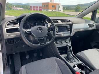 Volkswagen Touran 2,0TDi Odp.DPH Jeden majitel /2022/ - 12