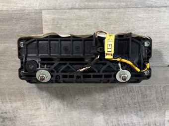 ŠKODA SUPERB 2 FACELIFT palubní deska + pásy + airbagy - 12