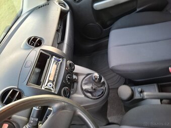 Mazda 2 1.3i Klima Model 2009 Nová Stk - 12