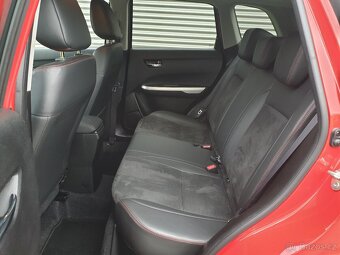 Suzuki Vitara 4x4 1.4i 103KW NAVI KAMERA LED - 12