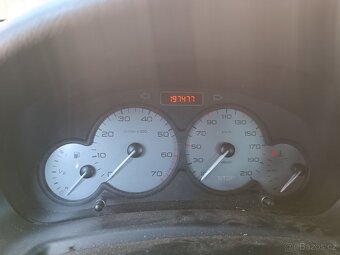 Peugeot partner 1.4i 2007 rok - 12