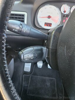 Peugeot 307 CC 2009 1.6 80 kW - 12