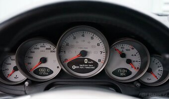 Porsche 911 (997) Carrera S - 12